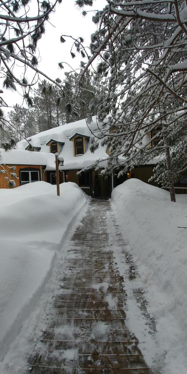 Auberge Le Cosy La Conception Exterior photo